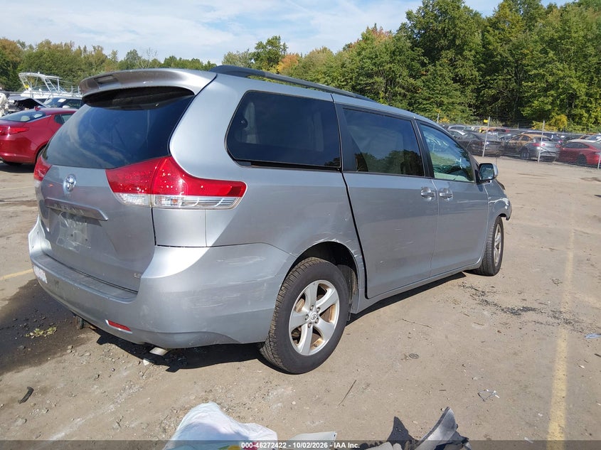 Vin: 5tdkk3dc6bs052631, lot: 46772539, toyota sienna le v6 20114