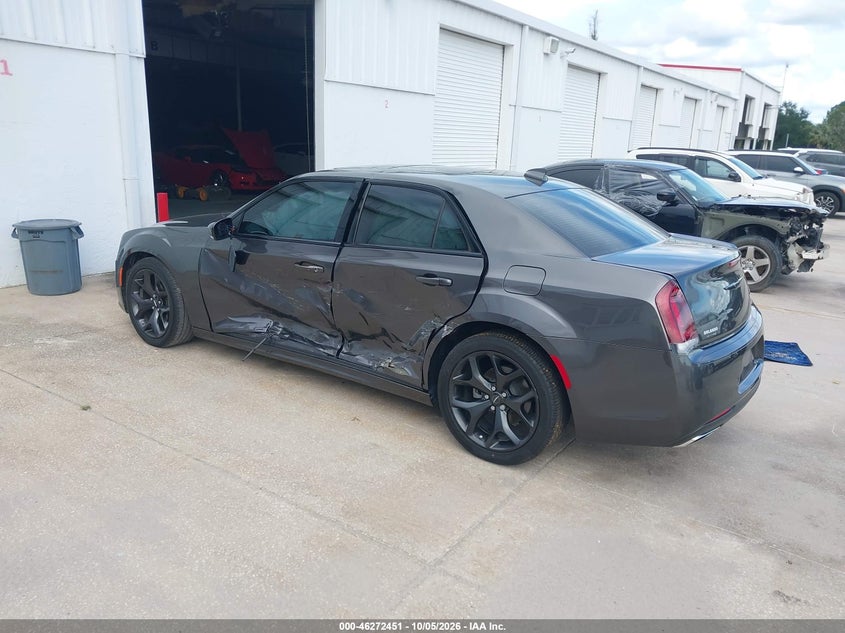 Vin: 2c3ccadgxph541990, lot: 46772568, chrysler 300 touring l 20233