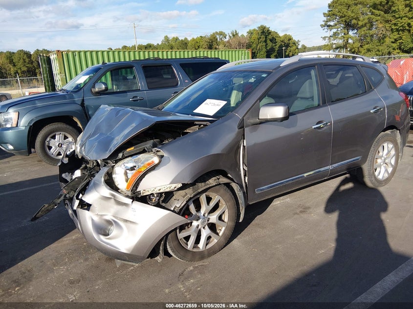 2013 Nissan Rogue Sv W/Sl Pkg, Front End, IAAI, VIN JN8AS5MV0DW606021 — photo 2