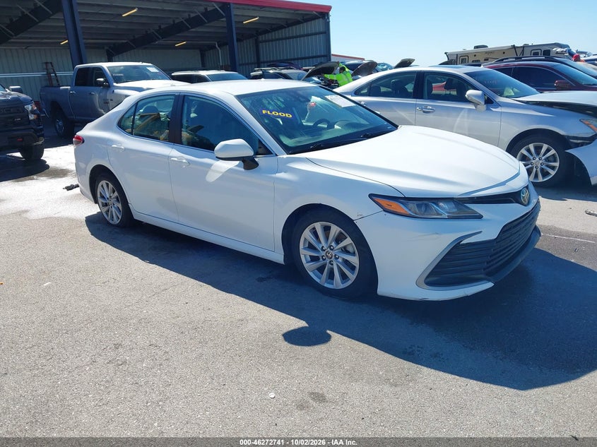 Vin: 4t1c11bk5mu020740, lot: 46772858, toyota camry le awd 2021 img_1