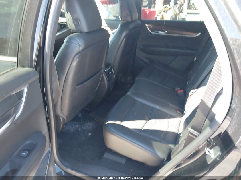 CADILLAC XT5 - zdjęcie 8