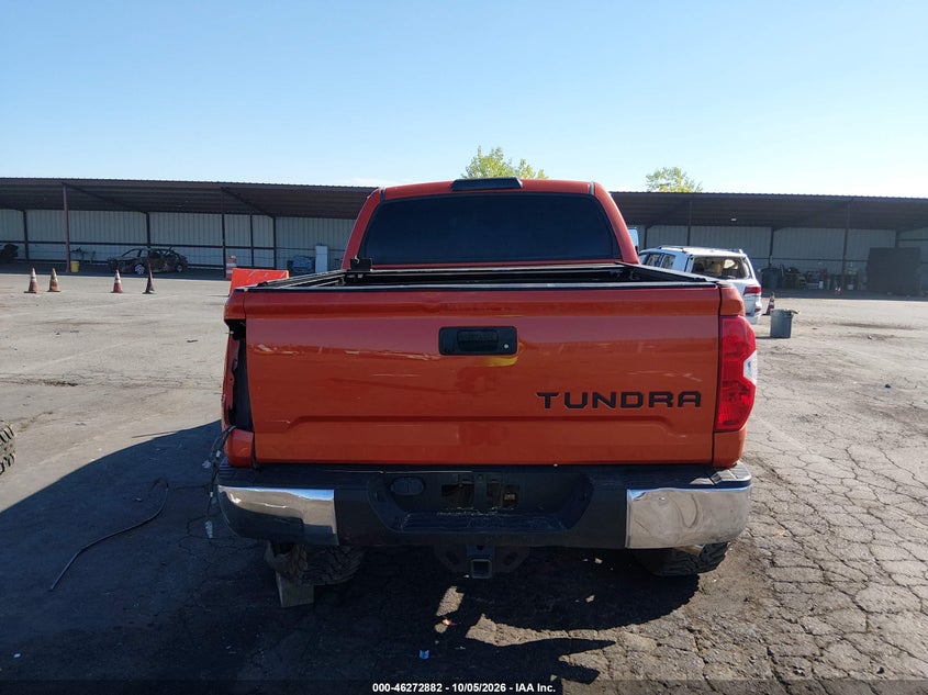 TOYOTA TUNDRA - zdjęcie 17