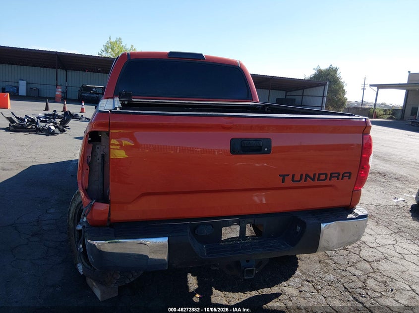 TOYOTA TUNDRA - zdjęcie 18