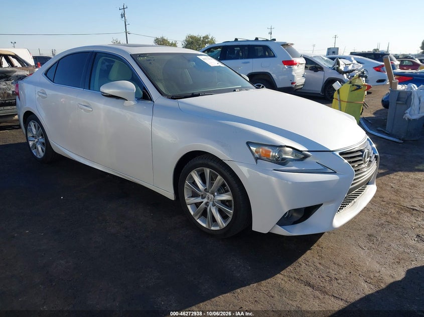 LEXUS IS 200T - zdjęcie 1