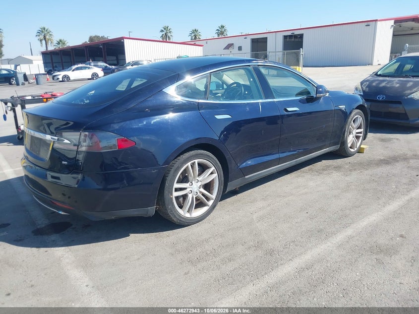 Vin: 5yjsa1cn8dfp23265, lot: 46773060, tesla model s 20134
