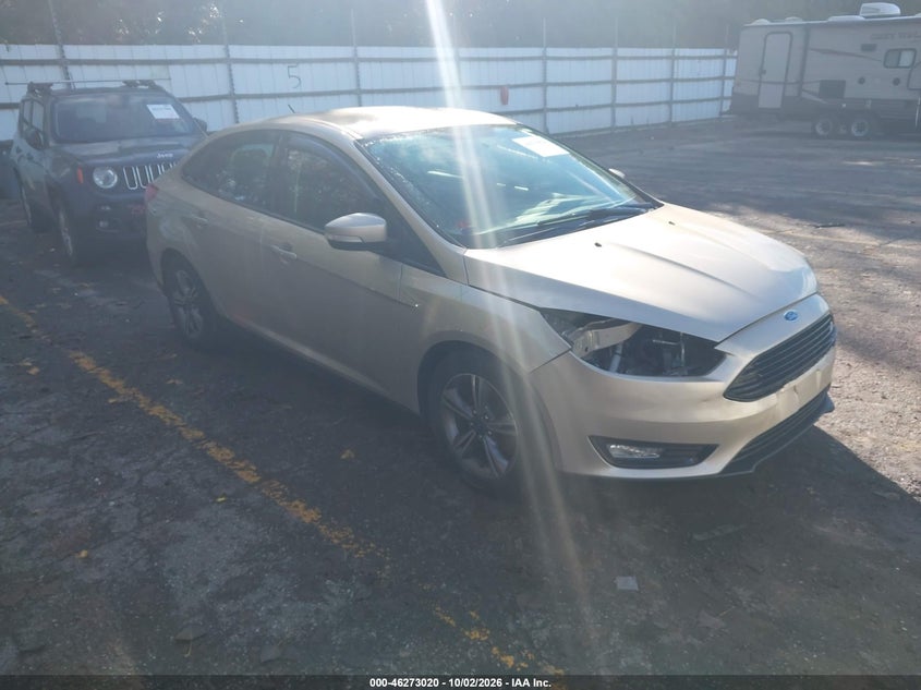 Vin: 1fadp3fe7hl340909, lot: 46773137, ford focus se 2017 img_1