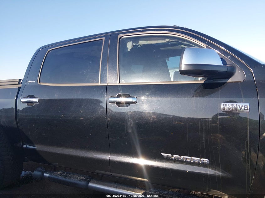 TOYOTA TUNDRA - zdjęcie 14