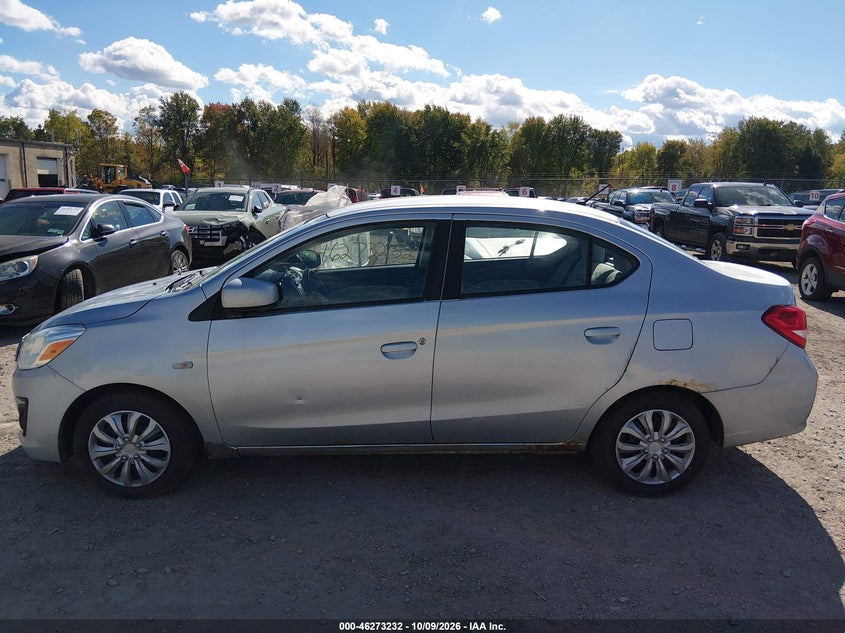 2017 MITSUBISHI MIRAGE G4 ES · Фото 15
