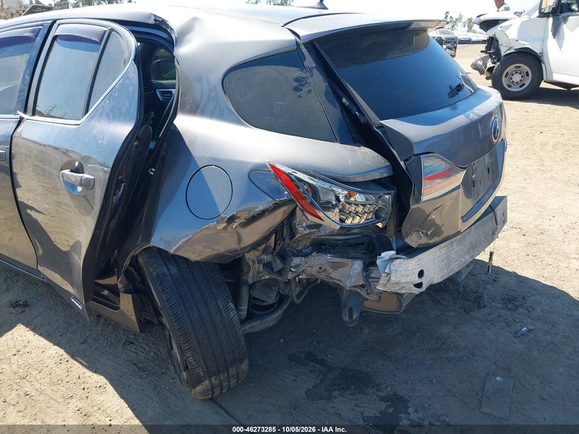 2013 LEXUS CT 200H · Фото 6