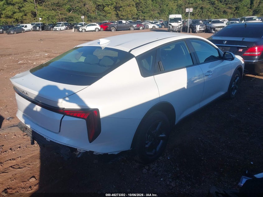 Vin: 3kpft4de7te306106, lot: 46773419, kia k4 lxs 20264