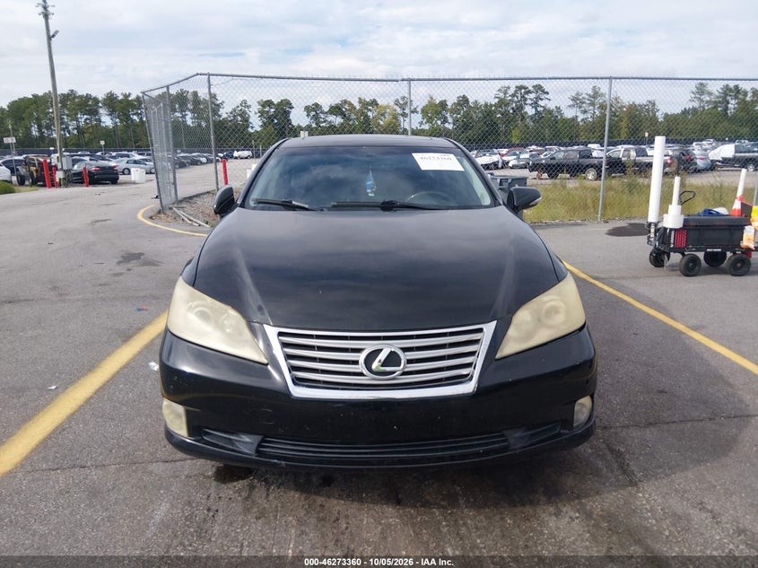 2012 LEXUS ES 350 · Фото 13