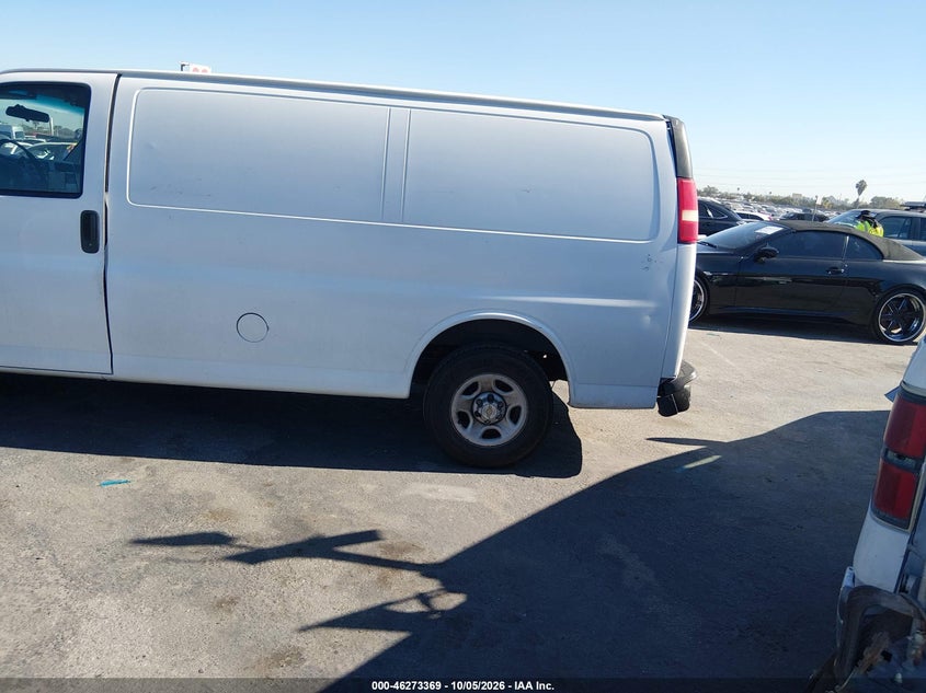 CHEVROLET EXPRESS 2003 VIN 1GCFG15X031167975