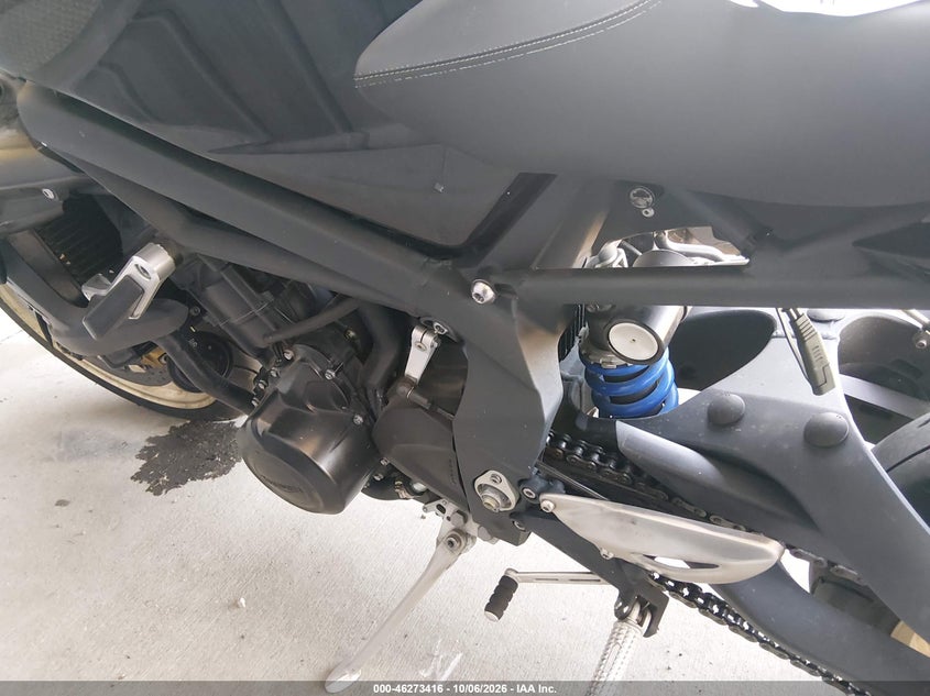 TRIUMPH STREET TRIPLE 2012