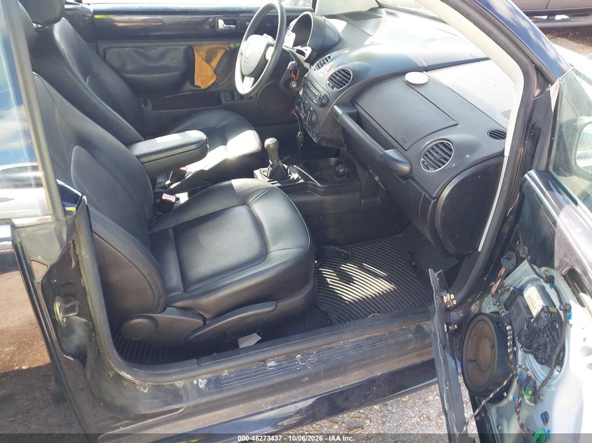 VOLKSWAGEN NEW BEETLE 2007 VIN 3VWRF31Y47M422305