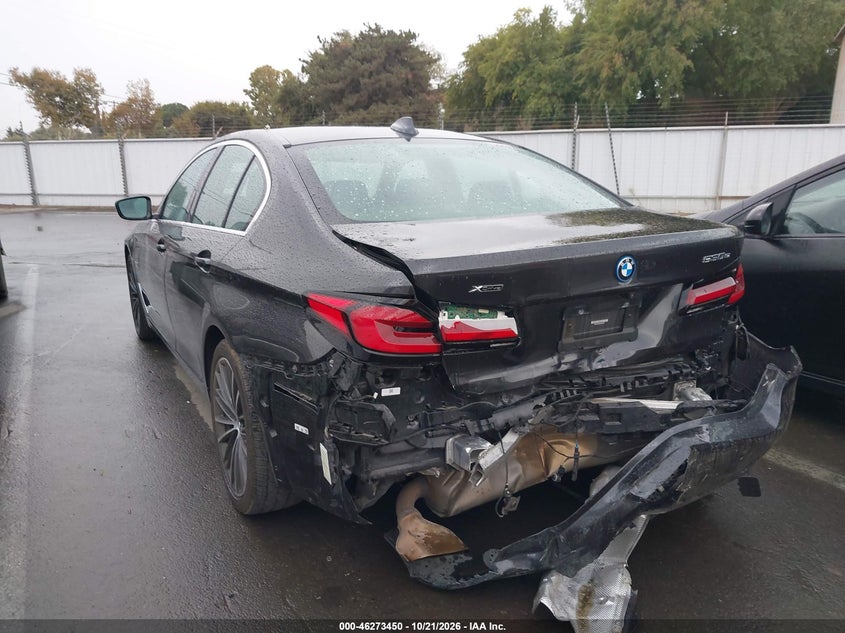 Vin: wba33ag08pcm66278, lot: 46773567, bmw 530e xdrive 20233