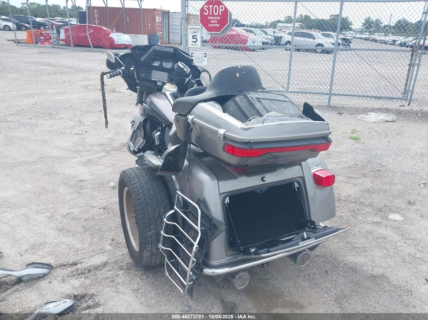 HARLEY-DAVIDSON FLHTCUTG 2017
