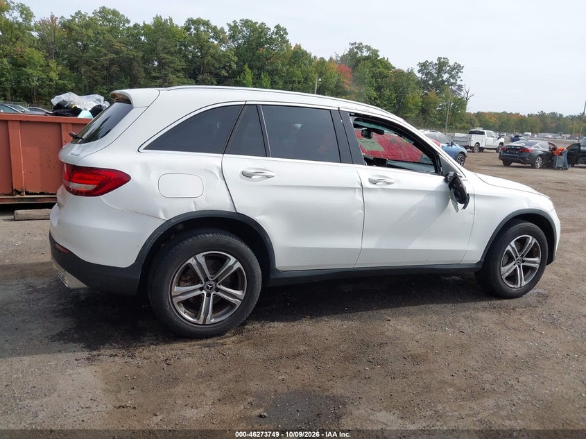 MERCEDES-BENZ GLC 300 - zdjęcie 13