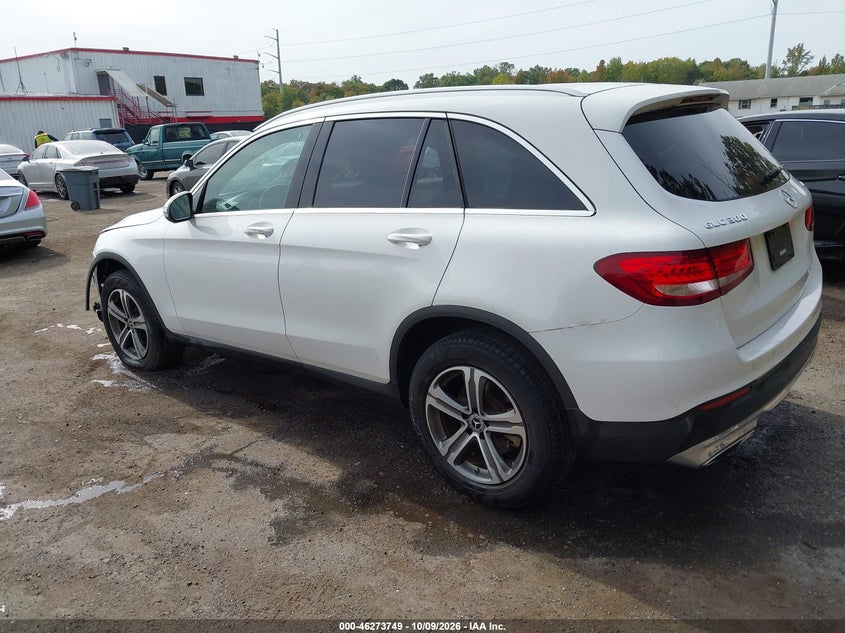MERCEDES-BENZ GLC 300 - zdjęcie 3