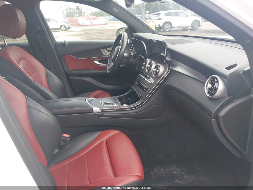 MERCEDES-BENZ GLC 300 - zdjęcie 5