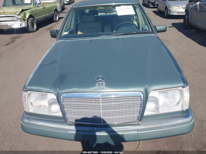 MERCEDES-BENZ E 1994 VIN WDBEA32E6RC045953
