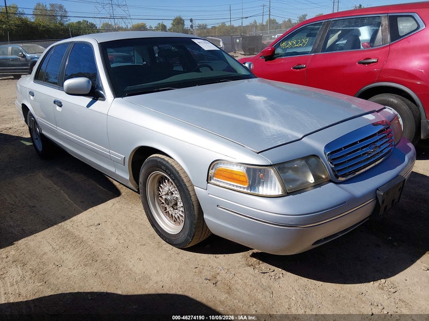 2002 Ford Crown Victoria LX