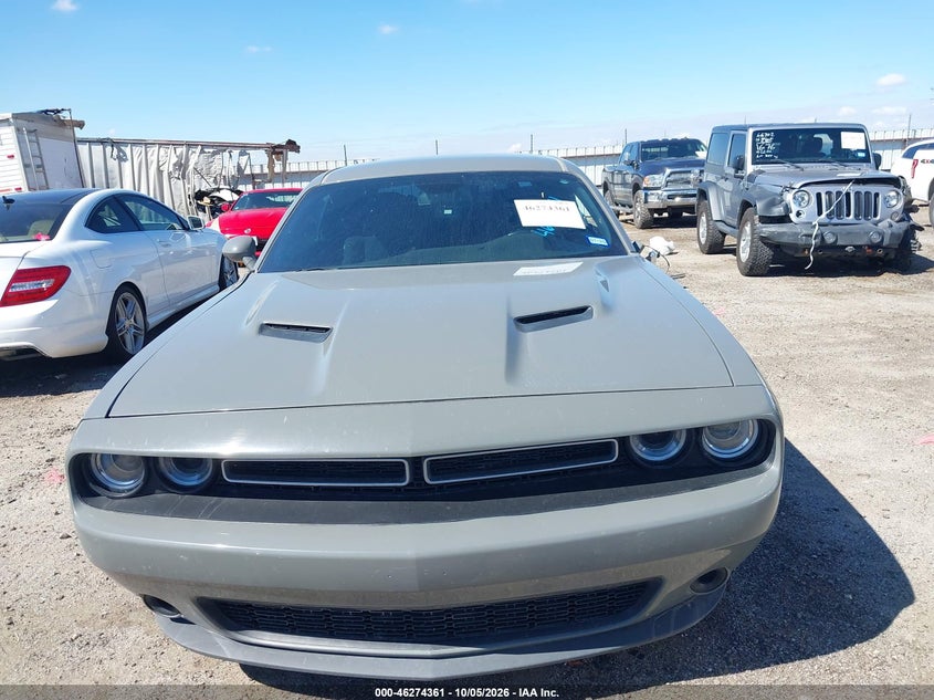 DODGE CHALLENGER - zdjęcie 13