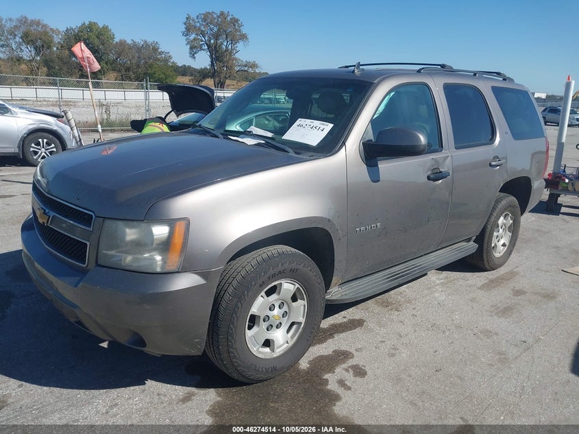 2011 Chevrolet Tahoe Lt, Right Side, IAAI, VIN 1GNSKBE08BR380573 — photo 2