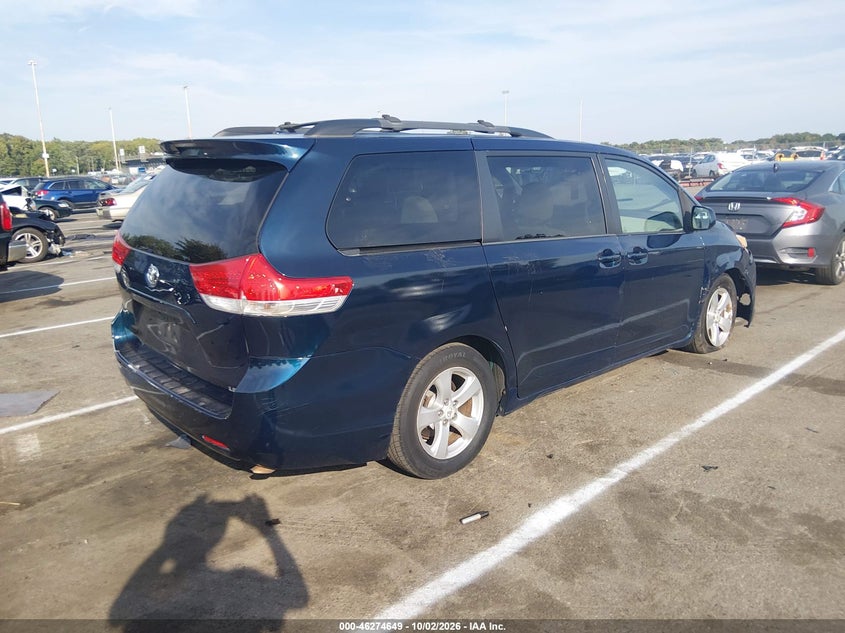 Vin: 5tdkk3dc0bs132443, lot: 46774766, toyota sienna le v6 20114