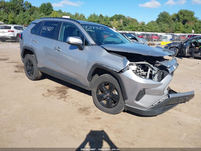 Vin: 2t3p1rfv5rc432192, lot: 46774804, toyota rav4 xle 2024 img_1