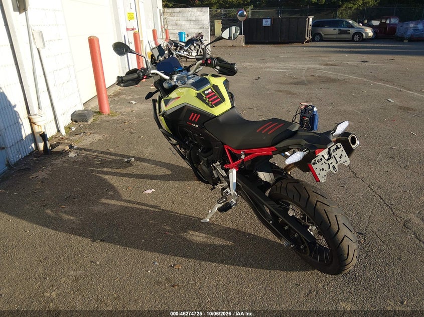 2024 BMW F 900