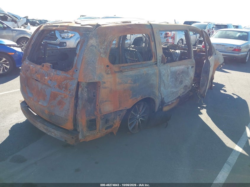 Vin: 2c4rdgcg0hr604355, lot: 46774960, dodge grand caravan sxt 20174