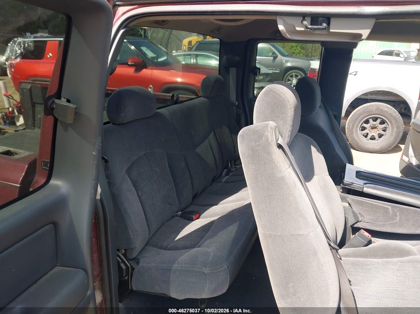 CHEVROLET SILVERADO 1500 2002 VIN 2GCEC19W721235805