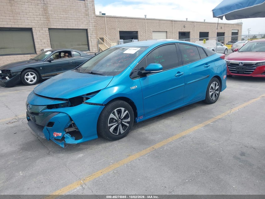2017 Toyota Prius Prime Advanced, Left Front, IAAI, VIN JTDKARFP8H3016682 — photo 2