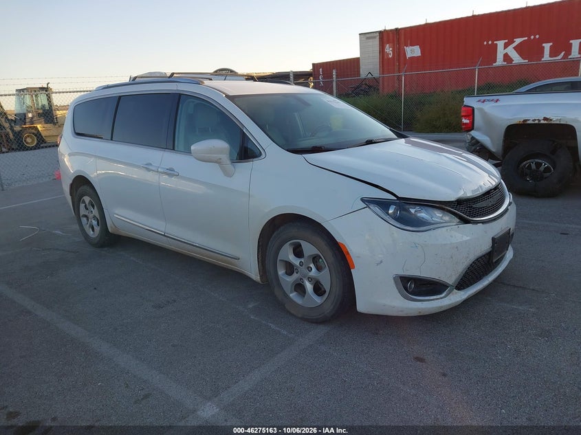 Vin: 2c4rc1eg8hr537971, lot: 46775279, chrysler pacifica touring-l plus 2017 img_1