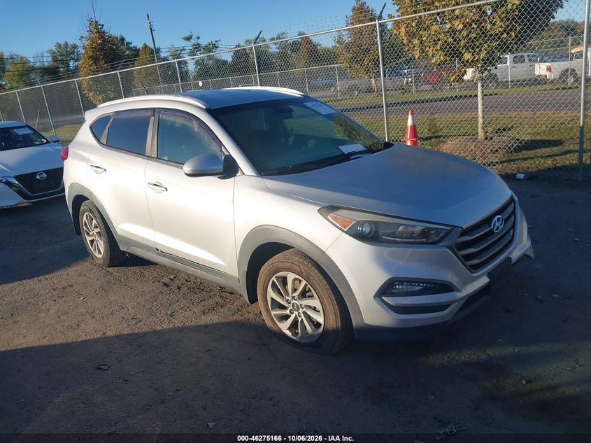 2016 Hyundai Tucson SE
