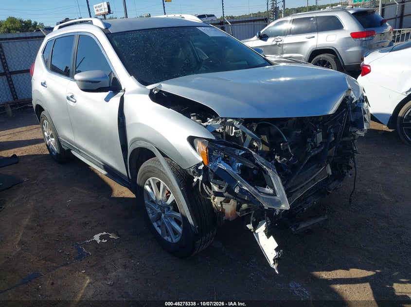 2018 NISSAN ROGUE SV