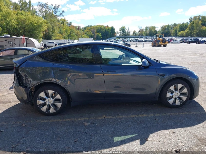 TESLA MODEL Y - zdjęcie 13