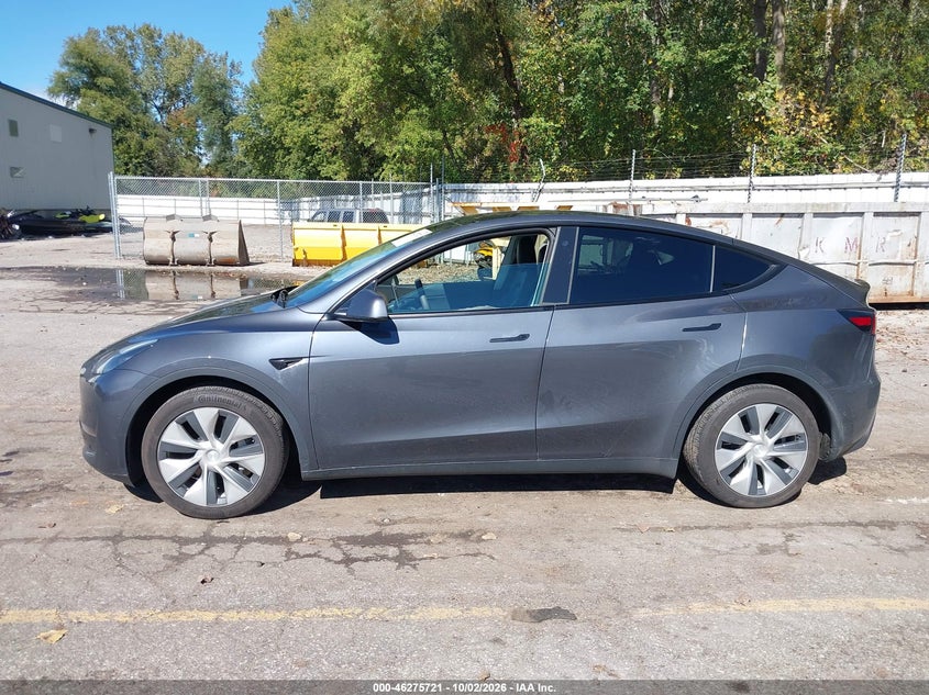 TESLA MODEL Y - zdjęcie 14