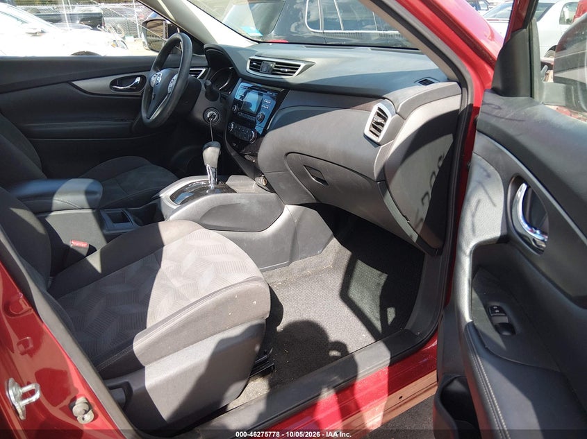 2016 NISSAN ROGUE S · Photo 5
