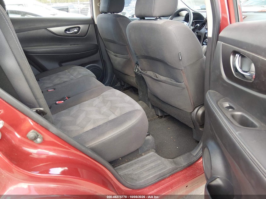 2016 NISSAN ROGUE S · Photo 8