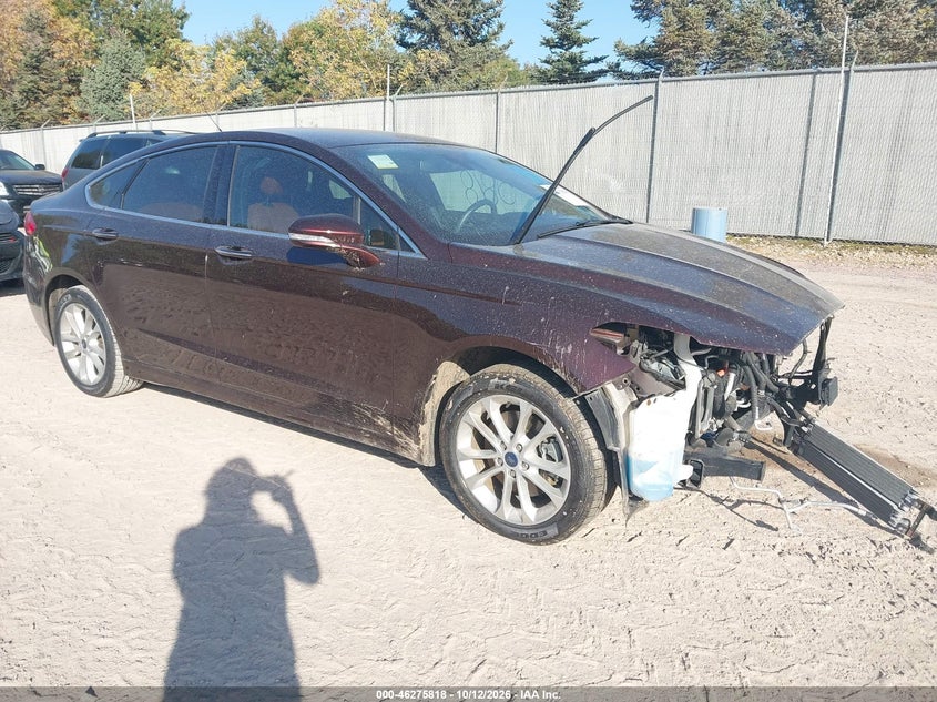 Vin: 3fa6p0suxkr155072, lot: 46775935, ford fusion energi titanium 2019 img_1