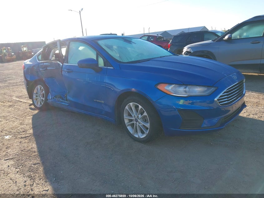 Vin: 3fa6p0lu7kr197455, lot: 46775976, ford fusion hybrid se 2019 img_1