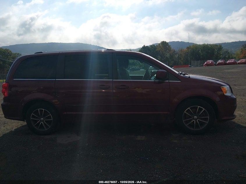 2017 DODGE GRAND CARAVAN SXT · Фото 13