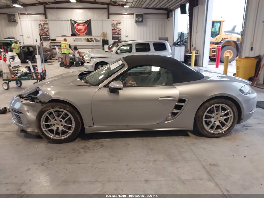 PORSCHE 718 BOXSTER - zdjęcie 14