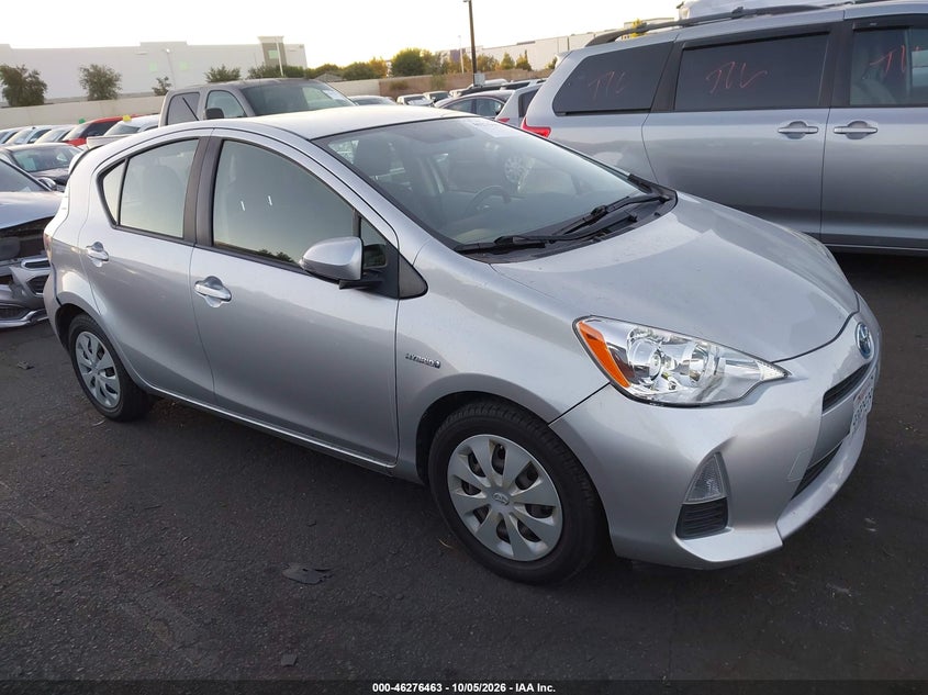 Vin: jtdkdtb36d1040038, lot: 46776580, toyota prius c two 20131