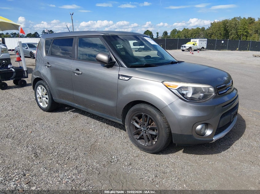 Vin: kndjp3a51j7528067, lot: 46776603, kia soul + 2018 img_1