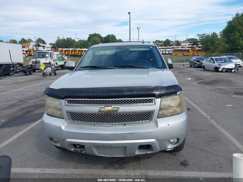 2011 CHEVROLET SUBURBAN 1500 LT1 · Фото 12