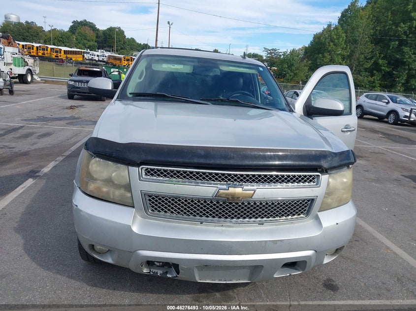2011 CHEVROLET SUBURBAN 1500 LT1 · Фото 21