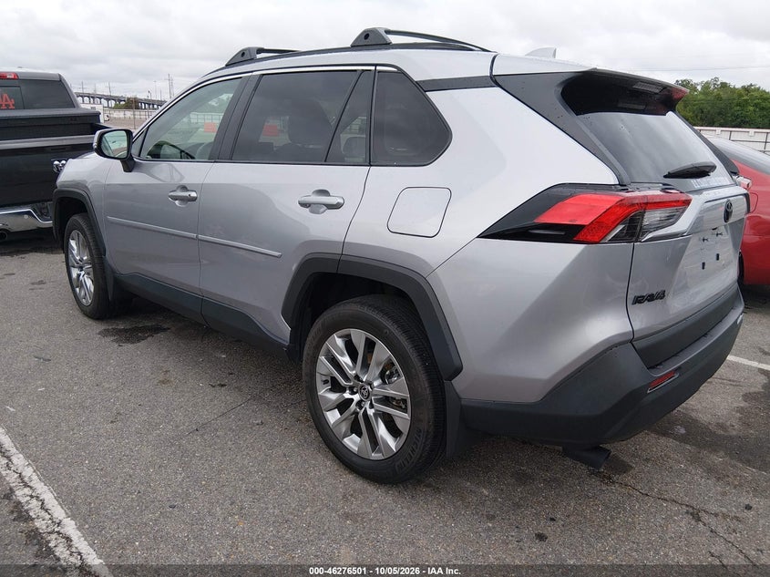 TOYOTA RAV4 - zdjęcie 3