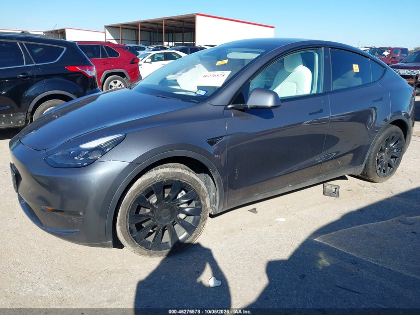 Vin: 7saygaee5pf664138, lot: 46776695, tesla model y awd/long range dual motor all-wheel drive 20232